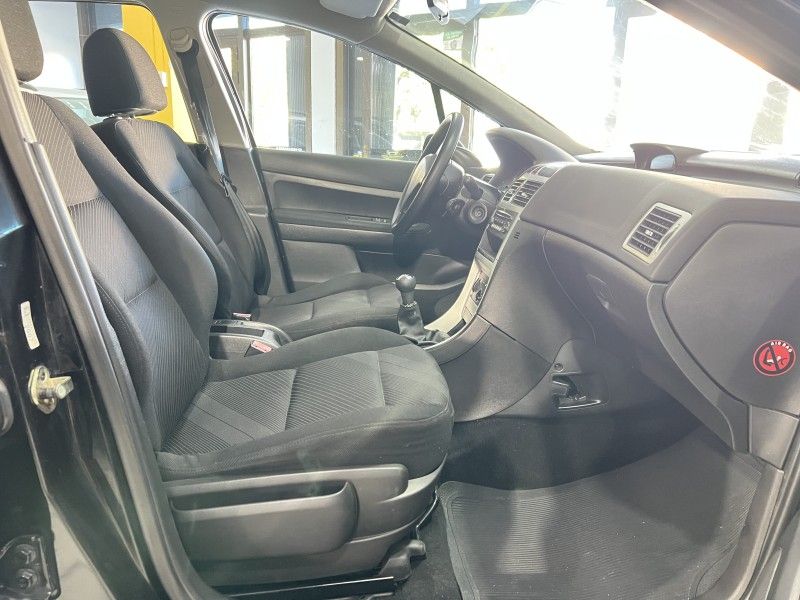 PEUGEOT 307 1.6 PRESENCE PACK 16V 2008/2008 PRIME MULTIMARCAS CAXIAS DO SUL / Carros no Vale