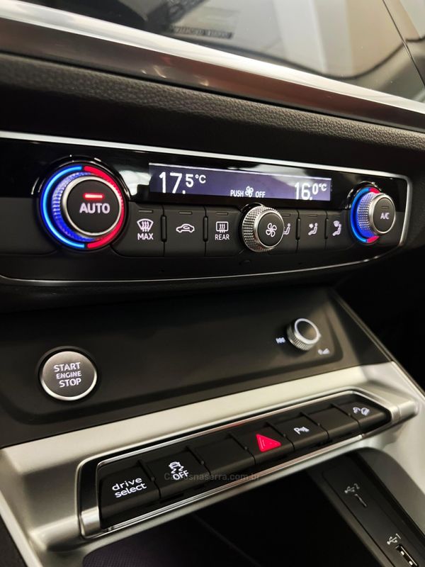 AUDI Q3 1.4 TFSI PRESTIGE PLUS S TRONIC 2019/2020 ÓTIMA CAR FLORES DA CUNHA / Carros no Vale