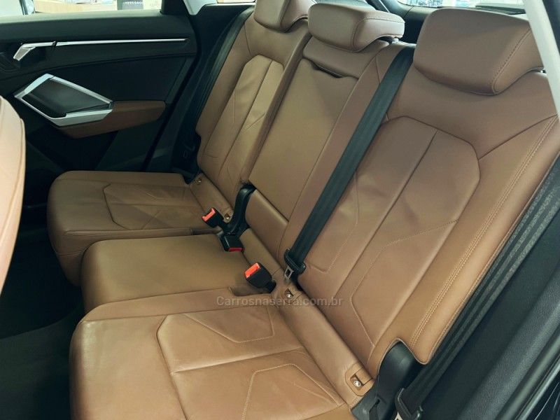 AUDI Q3 1.4 TFSI PRESTIGE PLUS S TRONIC 2019/2020 ÓTIMA CAR FLORES DA CUNHA / Carros no Vale