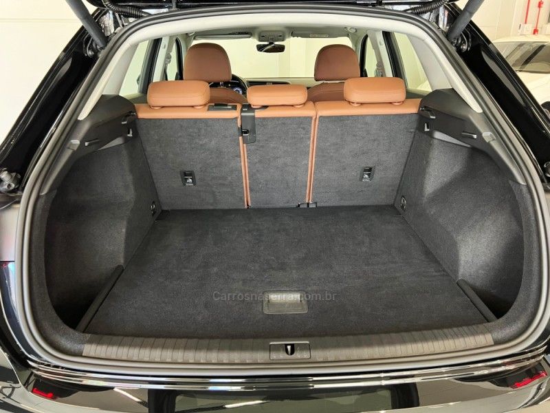 AUDI Q3 1.4 TFSI PRESTIGE PLUS S TRONIC 2019/2020 ÓTIMA CAR FLORES DA CUNHA / Carros no Vale