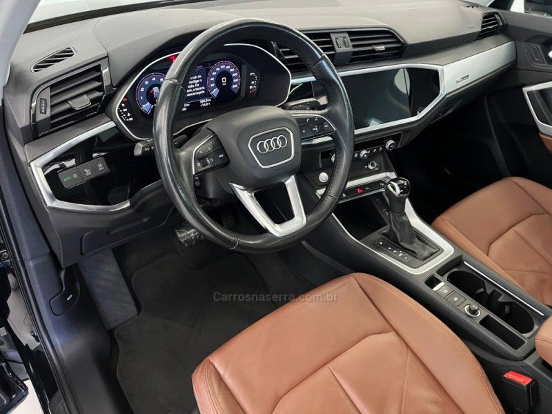 AUDI Q3 1.4 TFSI PRESTIGE PLUS S TRONIC 2019/2020 ÓTIMA CAR FLORES DA CUNHA / Carros no Vale