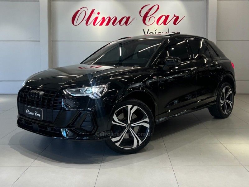 AUDI Q3 2.0 TFSI PERFORMANCE BLACK QUATTRO 2024/2024 ÓTIMA CAR FLORES DA CUNHA / Carros no Vale