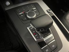 AUDI Q5 2.0 TFSI PRESTIGE QUATTRO 2019/2019 ÓTIMA CAR FLORES DA CUNHA / Carros no Vale
