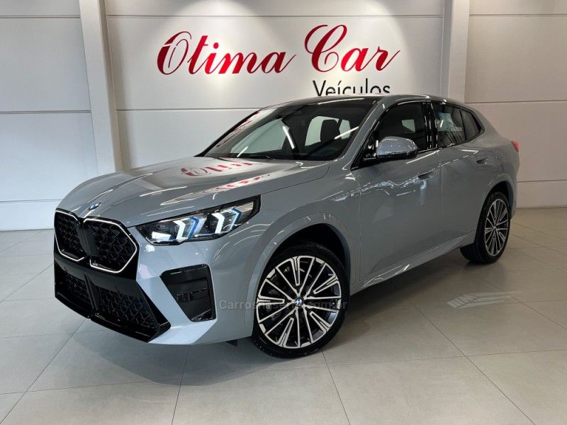 BMW X2 2.0 XDRIVE20I M SPORT 2026/2026 ÓTIMA CAR FLORES DA CUNHA / Carros no Vale