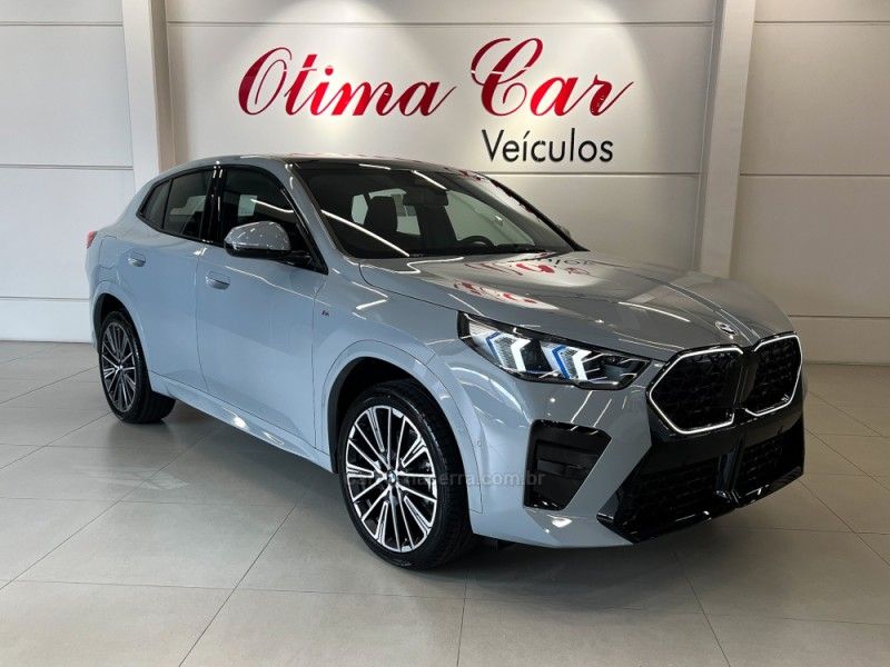 BMW X2 2.0 XDRIVE20I M SPORT 2026/2026 ÓTIMA CAR FLORES DA CUNHA / Carros no Vale