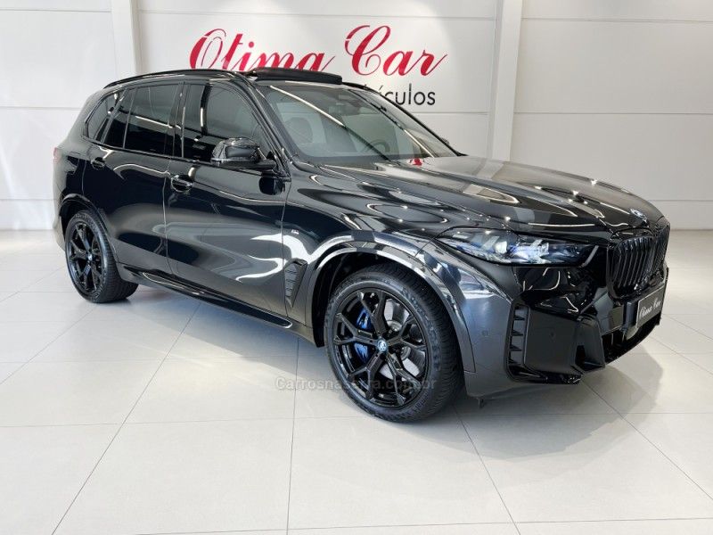 BMW X5 3.0 XDRIVE50E TURBO M SPORT HÍBRIDO 2024/2025 ÓTIMA CAR FLORES DA CUNHA / Carros no Vale BMW X5 3.0 XDRIVE50E TURBO M SPORT HÍBRIDO 2024/2025 ÓTIMA CAR FLORES DA CUNHA / Carros no Vale