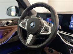 BMW X5 3.0 XDRIVE50E TURBO M SPORT HÍBRIDO 2024/2025 ÓTIMA CAR FLORES DA CUNHA / Carros no Vale