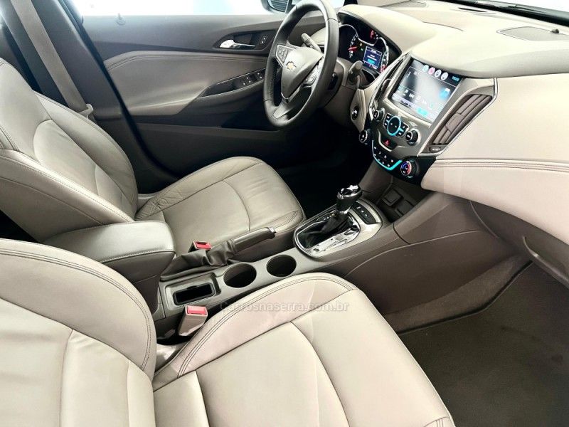 CHEVROLET CRUZE 1.4 TURBO LTZ 16V 2017/2018 ÓTIMA CAR FLORES DA CUNHA / Carros no Vale