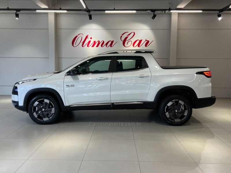 FIAT TORO 2.2 16V TURBO VOLCANO 2026/2026 ÓTIMA CAR FLORES DA CUNHA / Carros no Vale