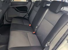 FORD FOCUS 2.0 GLX 16V 2011/2012 ÓTIMA CAR FLORES DA CUNHA / Carros no Vale