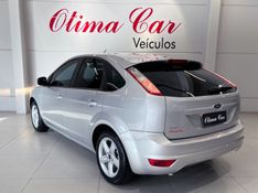 FORD FOCUS 2.0 GLX 16V 2011/2012 ÓTIMA CAR FLORES DA CUNHA / Carros no Vale