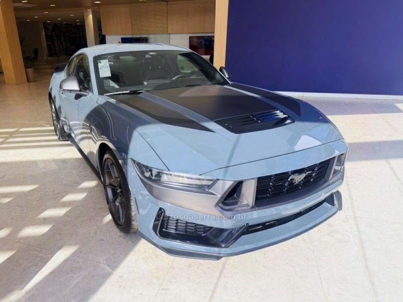 FORD MUSTANG 5.0 DARK HORSE V8 2025/2025 ÓTIMA CAR FLORES DA CUNHA / Carros no Vale
