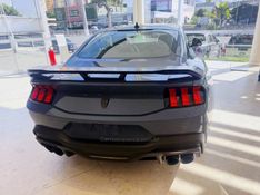 FORD MUSTANG 5.0 DARK HORSE V8 2025/2025 ÓTIMA CAR FLORES DA CUNHA / Carros no Vale