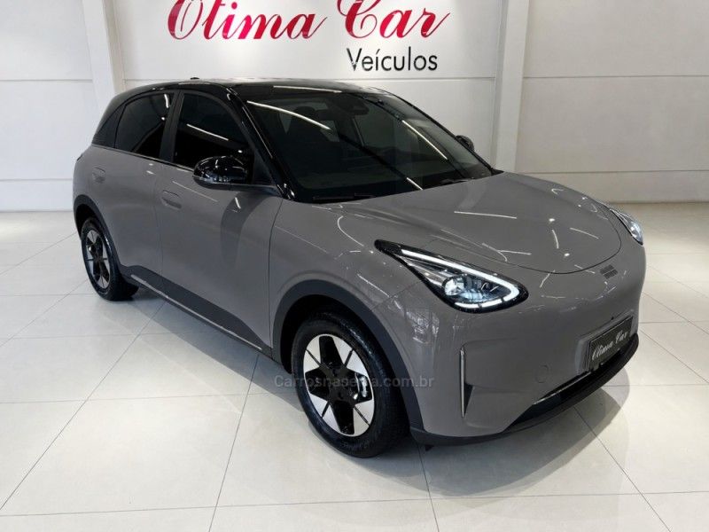 GEELY EX2 MAX 39,4 KW ELÉTRICO 2026/2027 ÓTIMA CAR FLORES DA CUNHA / Carros no Vale