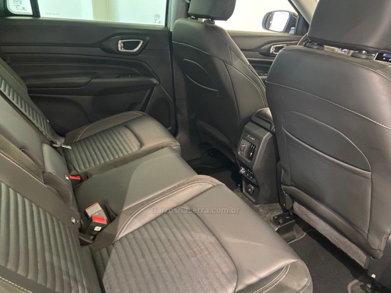 JEEP COMMANDER 1.3 LONGITUDE T270 16V 4X2 TURBO 2023/2023 ÓTIMA CAR FLORES DA CUNHA / Carros no Vale