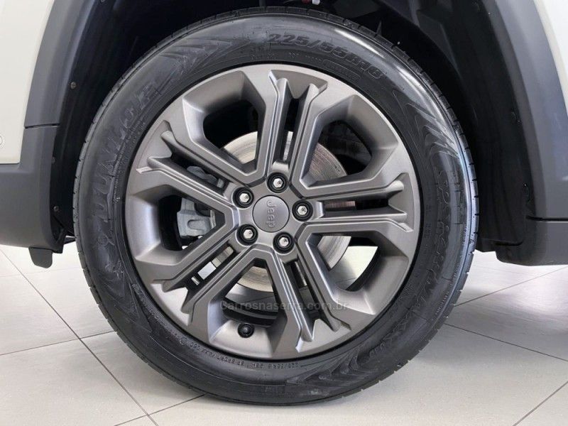 JEEP COMPASS 1.3 80 ANOS T270 16V TURBO 4X2 2021/2022 ÓTIMA CAR FLORES DA CUNHA / Carros no Vale