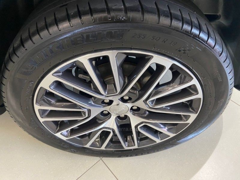 JEEP COMPASS 2.0 LIMITED TD350 TURBO 4X4 2022/2023 ÓTIMA CAR FLORES DA CUNHA / Carros no Vale