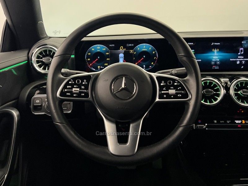 MERCEDES-BENZ CLA 250 2.0 SPORT 16V TURBO 2022/2022 ÓTIMA CAR FLORES DA CUNHA / Carros no Vale