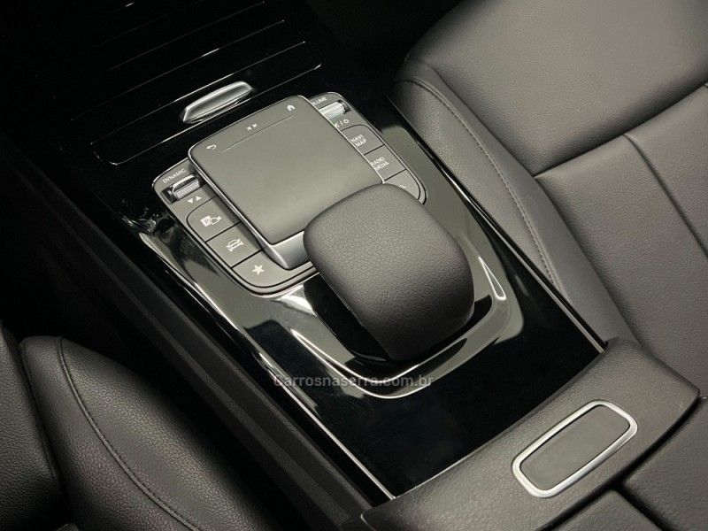 MERCEDES-BENZ CLA 250 2.0 SPORT 16V TURBO 2022/2022 ÓTIMA CAR FLORES DA CUNHA / Carros no Vale
