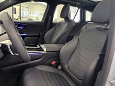 MERCEDES-BENZ GLC 300 2.0 16V 4MATIC 2026/2026 ÓTIMA CAR FLORES DA CUNHA / Carros no Vale