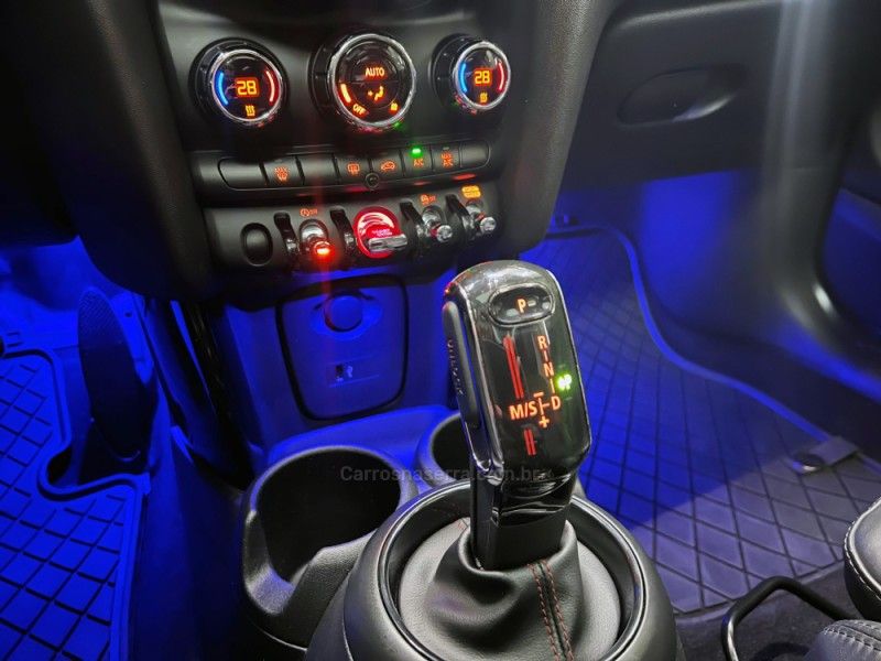 MINI COOPER 2.0 S TOP 16V TURBO 2018/2019 ÓTIMA CAR FLORES DA CUNHA / Carros no Vale MINI COOPER 2.0 S TOP 16V TURBO 2018/2019 ÓTIMA CAR FLORES DA CUNHA / Carros no Vale