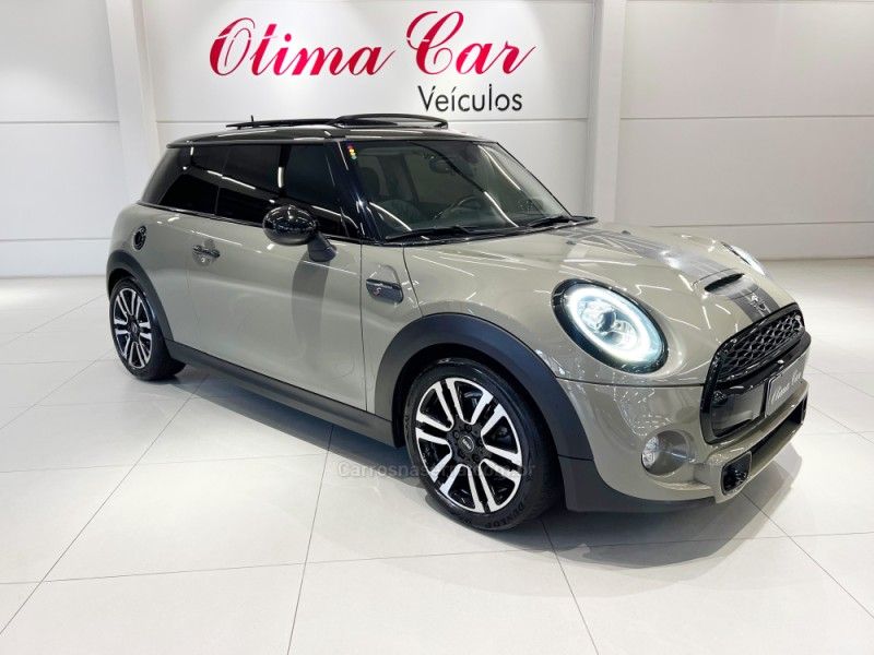 MINI COOPER 2.0 S TOP 16V TURBO 2018/2019 ÓTIMA CAR FLORES DA CUNHA / Carros no Vale MINI COOPER 2.0 S TOP 16V TURBO 2018/2019 ÓTIMA CAR FLORES DA CUNHA / Carros no Vale