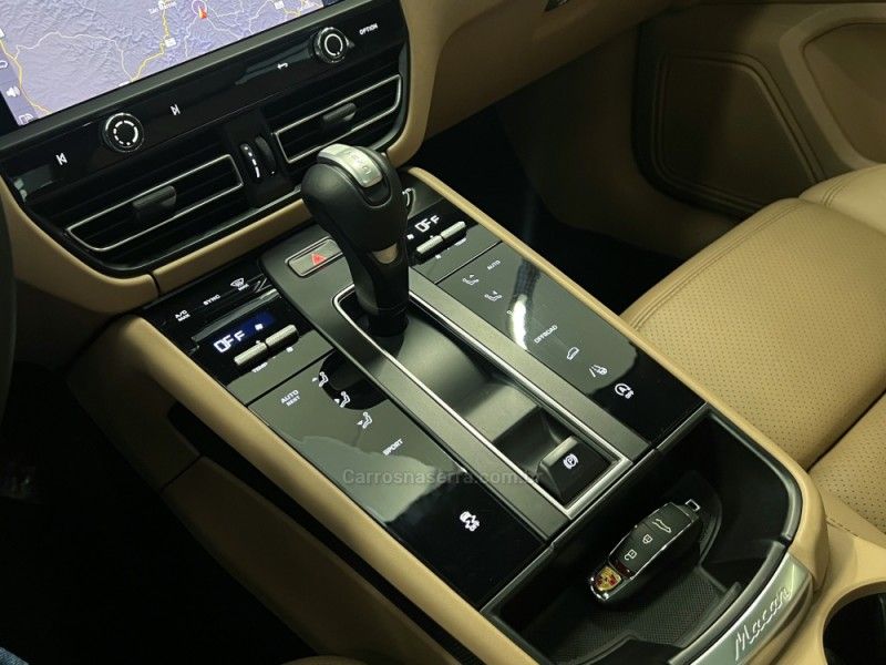 PORSCHE MACAN 2.0 16V 2022/2023 ÓTIMA CAR FLORES DA CUNHA / Carros no Vale PORSCHE MACAN 2.0 16V 2022/2023 ÓTIMA CAR FLORES DA CUNHA / Carros no Vale