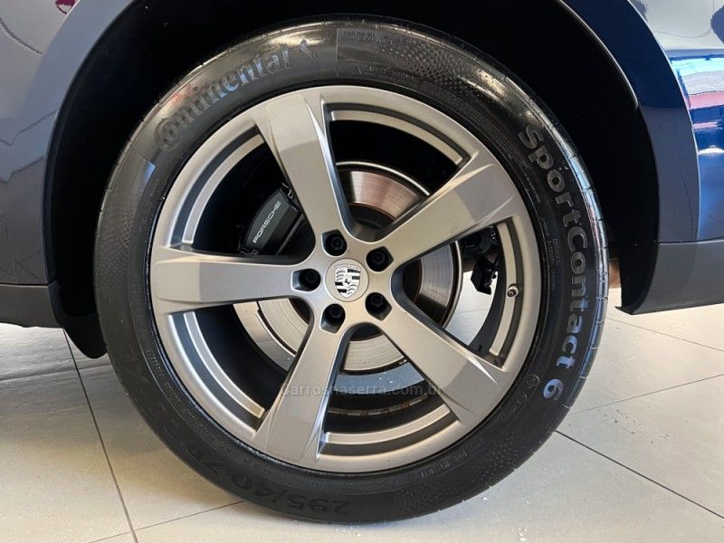 PORSCHE MACAN 2.0 16V 2022/2023 ÓTIMA CAR FLORES DA CUNHA / Carros no Vale PORSCHE MACAN 2.0 16V 2022/2023 ÓTIMA CAR FLORES DA CUNHA / Carros no Vale