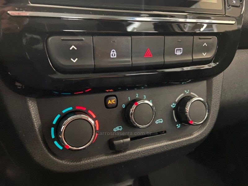 RENAULT KWID 1.0 12V SCE INTENSE 2022/2023 ÓTIMA CAR FLORES DA CUNHA / Carros no Vale