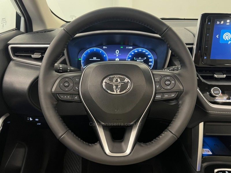 TOYOTA COROLLA 1.8 CROSS XRX 16V HÍBRIDO 2026/2026 ÓTIMA CAR FLORES DA CUNHA / Carros no Vale