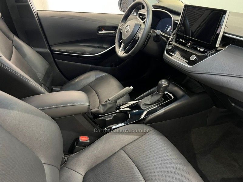 TOYOTA COROLLA 2.0 XEI 16V 2024/2024 ÓTIMA CAR FLORES DA CUNHA / Carros no Vale