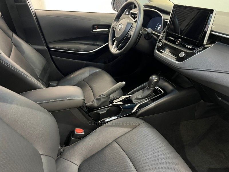 TOYOTA COROLLA 2.0 XEI 16V 2024/2024 ÓTIMA CAR FLORES DA CUNHA / Carros no Vale