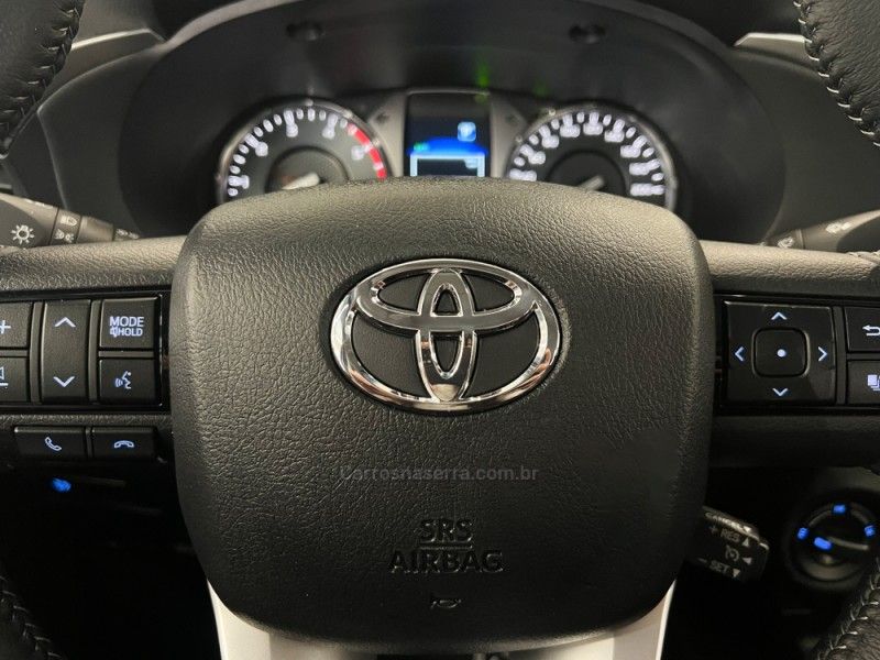 TOYOTA HILUX 2.8 SRV 4X4 CD 16V 2026/2026 ÓTIMA CAR FLORES DA CUNHA / Carros no Vale