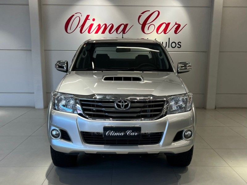 TOYOTA HILUX 3.0 SRV TOP 4X4 CD 16V TURBO INTERCOOLER 2013/2014 ÓTIMA CAR FLORES DA CUNHA / Carros no Vale