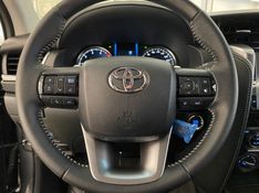 TOYOTA HILUX SW4 2.8 4X4 SRX PLATINUM TURBO 2026/2026 ÓTIMA CAR FLORES DA CUNHA / Carros no Vale