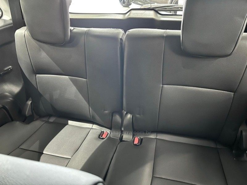 TOYOTA HILUX SW4 2.8 SRX 4X4 7 LUGARES 16V TURBO INTERCOOLER 2023/2024 ÓTIMA CAR FLORES DA CUNHA / Carros no Vale