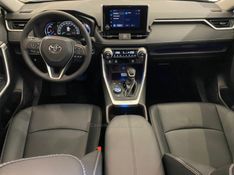 TOYOTA RAV4 2.5 SX LAWD HYBRID 4X4 16V 2026/2026 ÓTIMA CAR FLORES DA CUNHA / Carros no Vale