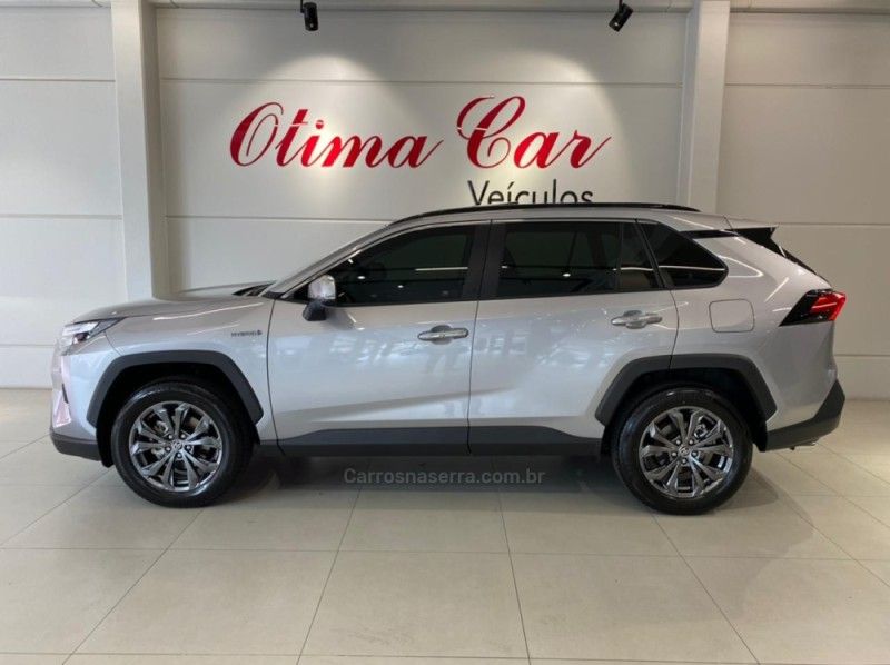 TOYOTA RAV4 2.5 SX LAWD HYBRID 4X4 16V 2026/2026 ÓTIMA CAR FLORES DA CUNHA / Carros no Vale