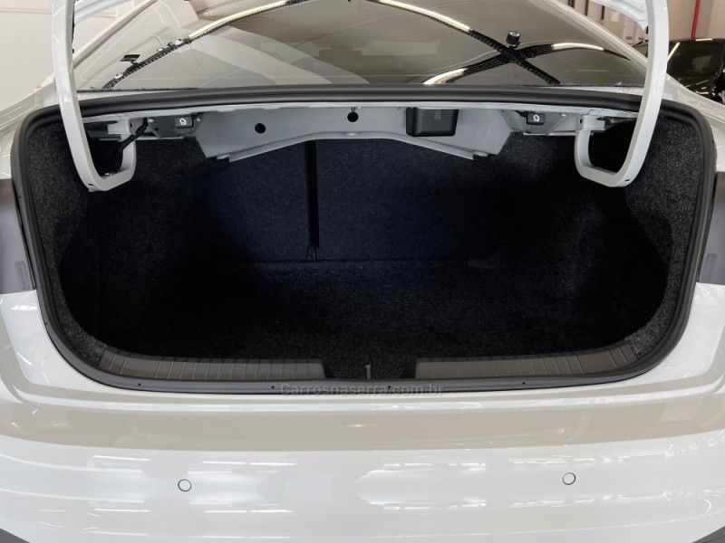 VOLKSWAGEN JETTA 2.0 16V TSI GLI 350 2026/2026 ÓTIMA CAR FLORES DA CUNHA / Carros no Vale