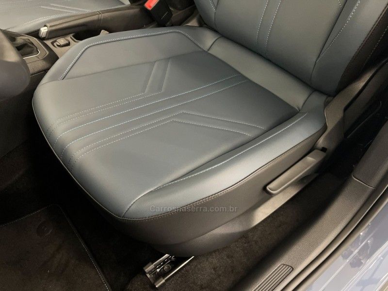 VOLKSWAGEN NIVUS 1.0 TSI HIGHLINE 2026/2026 ÓTIMA CAR FLORES DA CUNHA / Carros no Vale