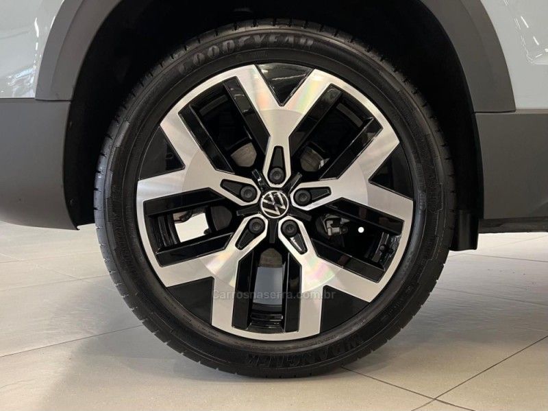 VOLKSWAGEN TAOS 1.4 16V HIGHLINE TSI 2026/2026 ÓTIMA CAR FLORES DA CUNHA / Carros no Vale