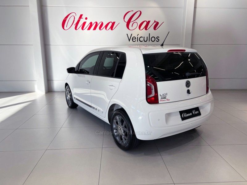VOLKSWAGEN UP 1.0 MPI RUN UP 12V 2016/2017 ÓTIMA CAR FLORES DA CUNHA / Carros no Vale