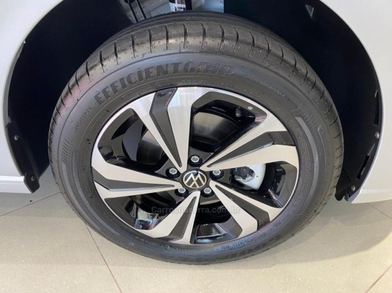 VOLKSWAGEN VIRTUS 1.0 200 TSI COMFORTLINE 2026/2026 ÓTIMA CAR FLORES DA CUNHA / Carros no Vale