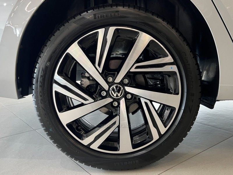 VOLKSWAGEN VIRTUS 1.0 200 TSI HIGHLINE 2026/2026 ÓTIMA CAR FLORES DA CUNHA / Carros no Vale