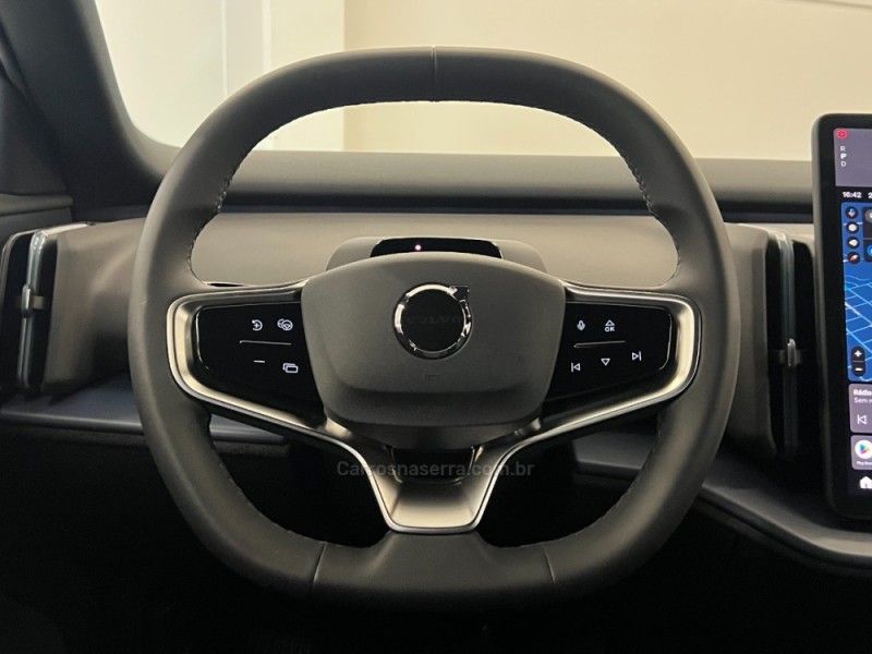 VOLVO EX30 ULTRA EXTENDED RANGE 2024/2024 ÓTIMA CAR FLORES DA CUNHA / Carros no Vale