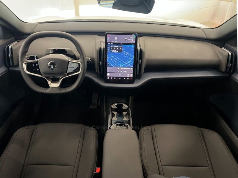 VOLVO EX30 ULTRA EXTENDED RANGE 2024/2024 ÓTIMA CAR FLORES DA CUNHA / Carros no Vale
