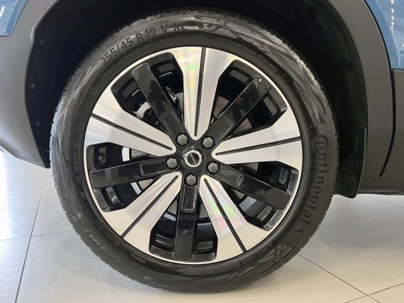 VOLVO XC 40 P6 RECHARGE ELECTRIC PLUS 2022/2023 ÓTIMA CAR FLORES DA CUNHA / Carros no Vale VOLVO XC 40 P6 RECHARGE ELECTRIC PLUS 2022/2023 ÓTIMA CAR FLORES DA CUNHA / Carros no Vale