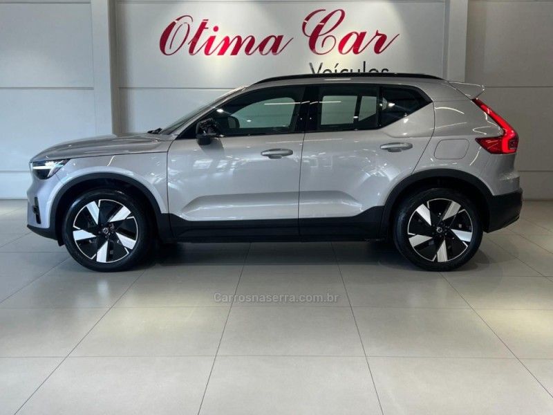 VOLVO XC 40 P6 RECHARGE ELECTRIC PLUS 2023/2024 ÓTIMA CAR FLORES DA CUNHA / Carros no Vale VOLVO XC 40 P6 RECHARGE ELECTRIC PLUS 2023/2024 ÓTIMA CAR FLORES DA CUNHA / Carros no Vale