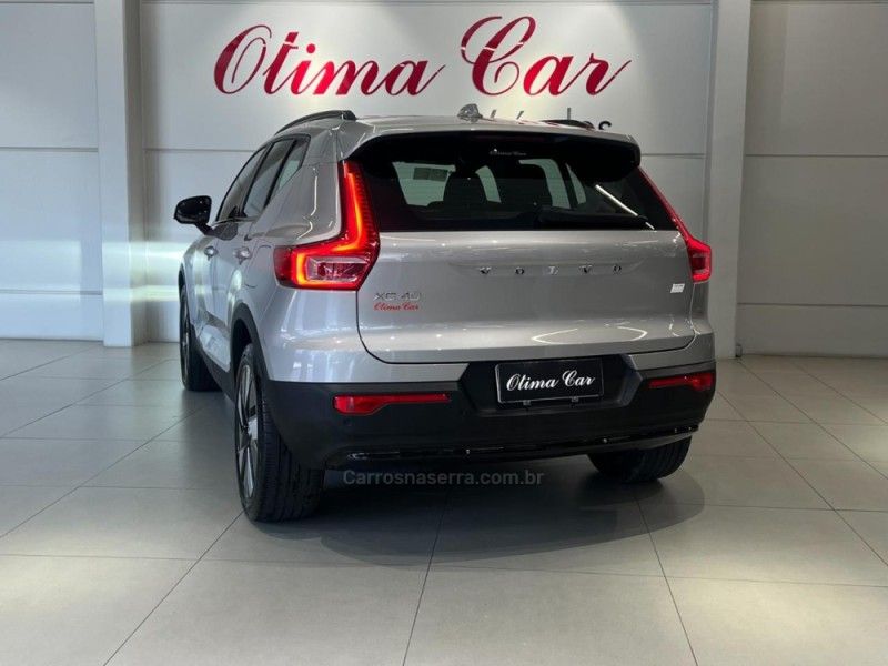 VOLVO XC 40 P6 RECHARGE ELECTRIC PLUS 2023/2024 ÓTIMA CAR FLORES DA CUNHA / Carros no Vale VOLVO XC 40 P6 RECHARGE ELECTRIC PLUS 2023/2024 ÓTIMA CAR FLORES DA CUNHA / Carros no Vale
