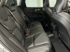 VOLVO XC60 2.0 T8 RECHARGE PLUS AWD HIBRIDO 2025/2026 ÓTIMA CAR FLORES DA CUNHA / Carros no Vale